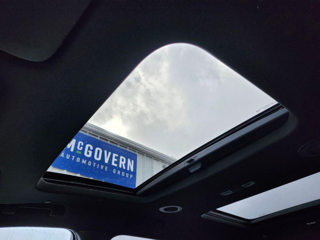 used 2023 Chevrolet Traverse car, priced at $34,888