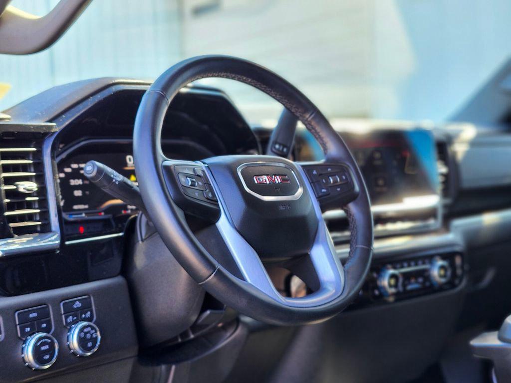 used 2023 GMC Sierra 1500 car, priced at $40,583
