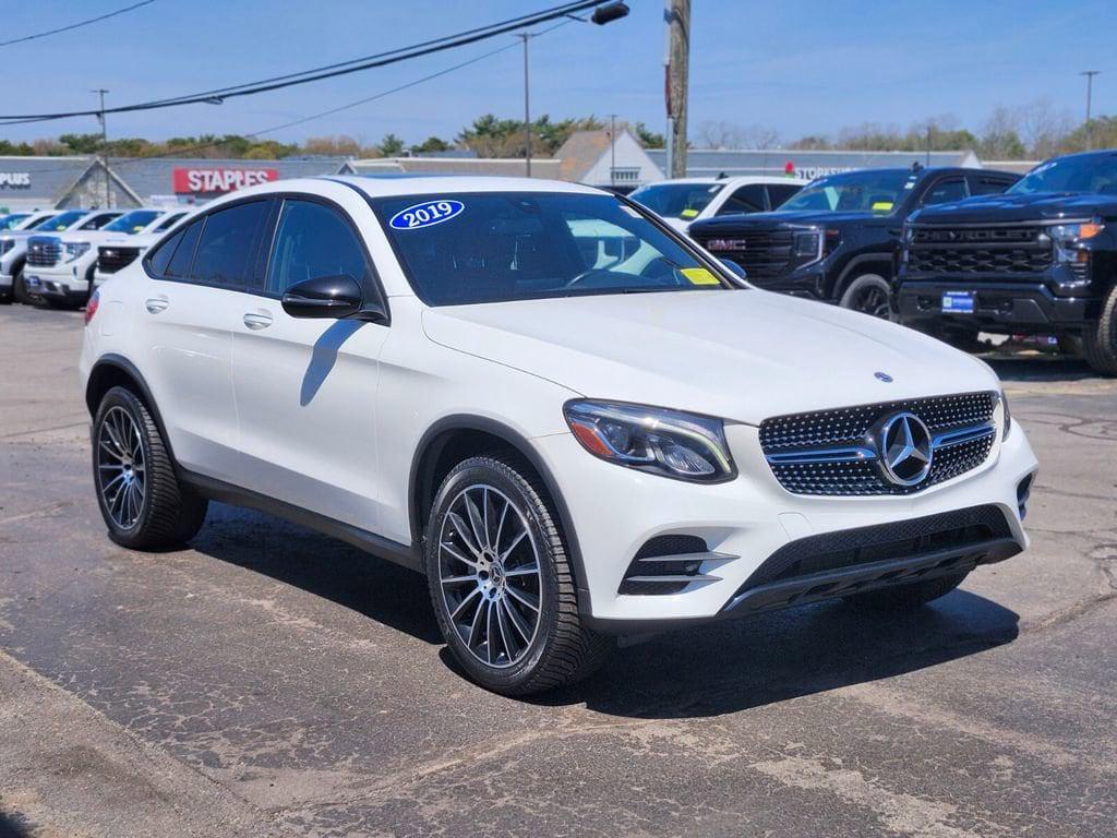 used 2019 Mercedes-Benz GLC 300 car, priced at $26,483