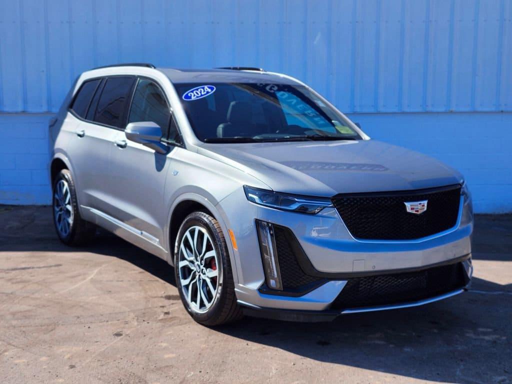 used 2024 Cadillac XT6 car, priced at $48,983