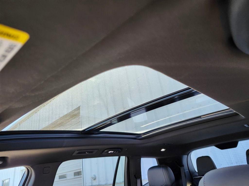 used 2024 Cadillac XT6 car, priced at $48,983