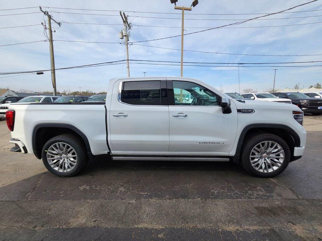 used 2022 GMC Sierra 1500 car, priced at $45,383