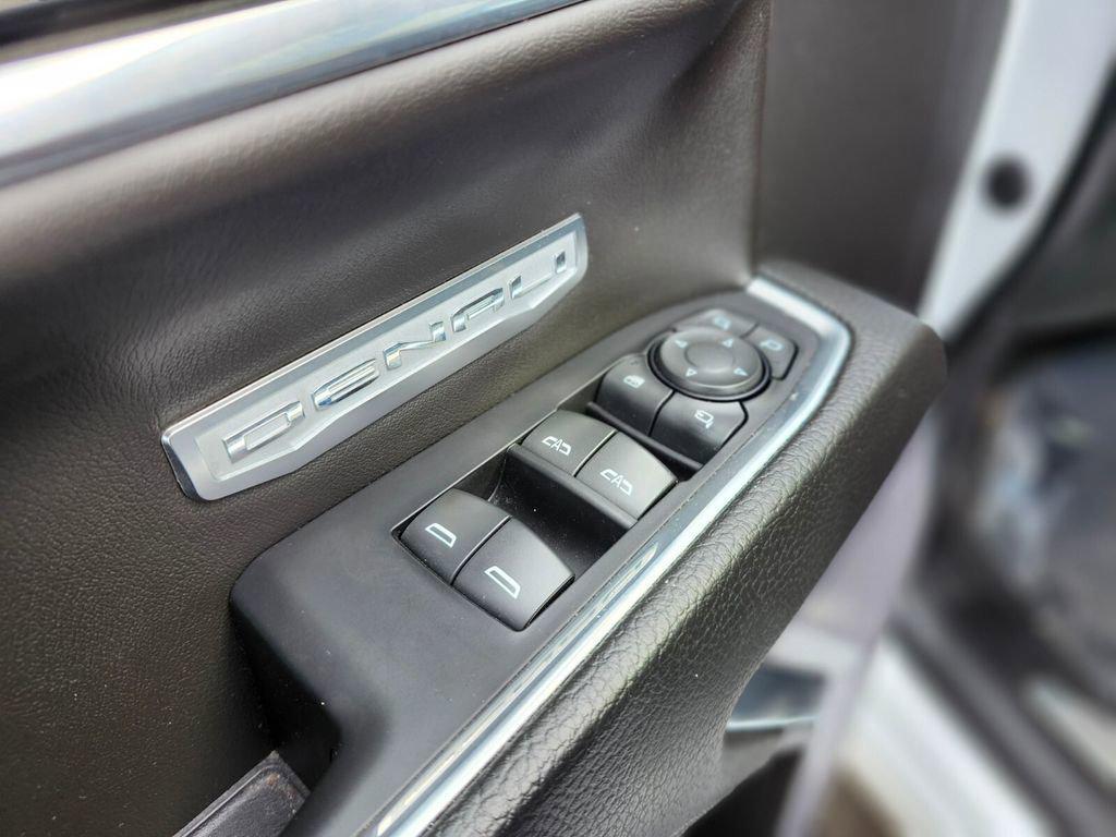 used 2022 GMC Sierra 1500 car, priced at $45,383