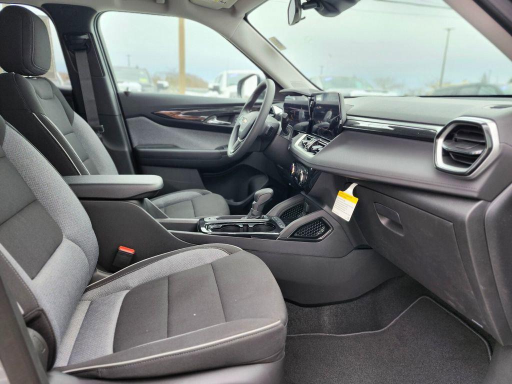 new 2026 Chevrolet TrailBlazer car, priced at $24,455
