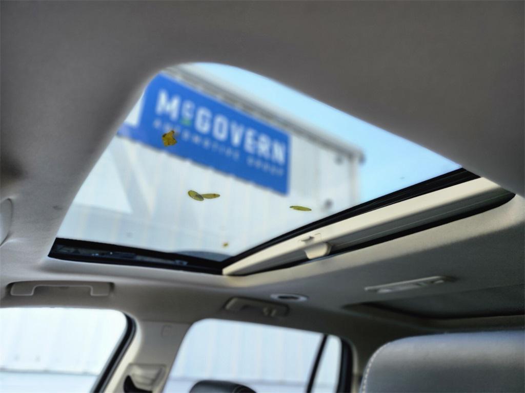 used 2023 GMC Acadia car, priced at $35,988