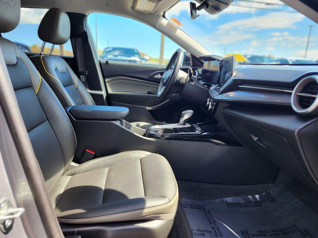 used 2024 Chevrolet Trax car, priced at $22,093