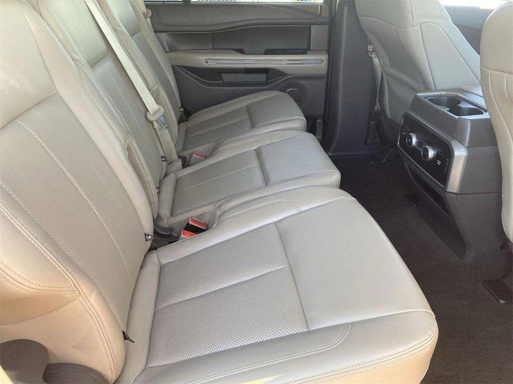 used 2021 Ford Expedition car, priced at $29,924