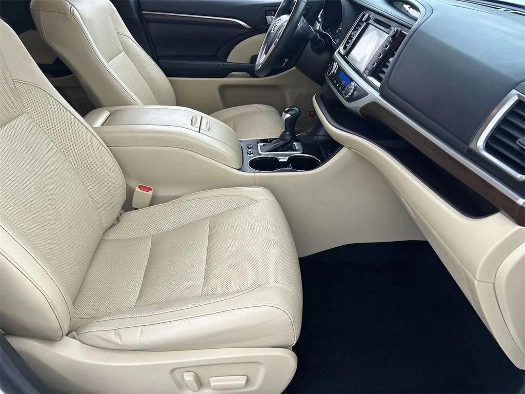 used 2016 Toyota Highlander car, priced at $19,997