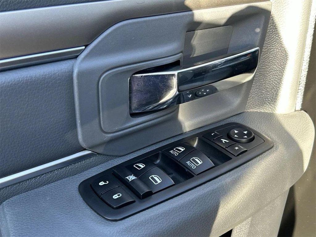 used 2020 Ram 1500 Classic car, priced at $18,541