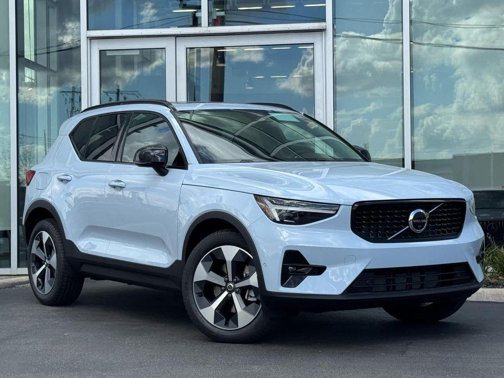 new 2026 Volvo XC40 car, priced at $50,150