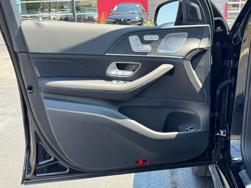new 2026 Mercedes-Benz GLE 350 car, priced at $70,991