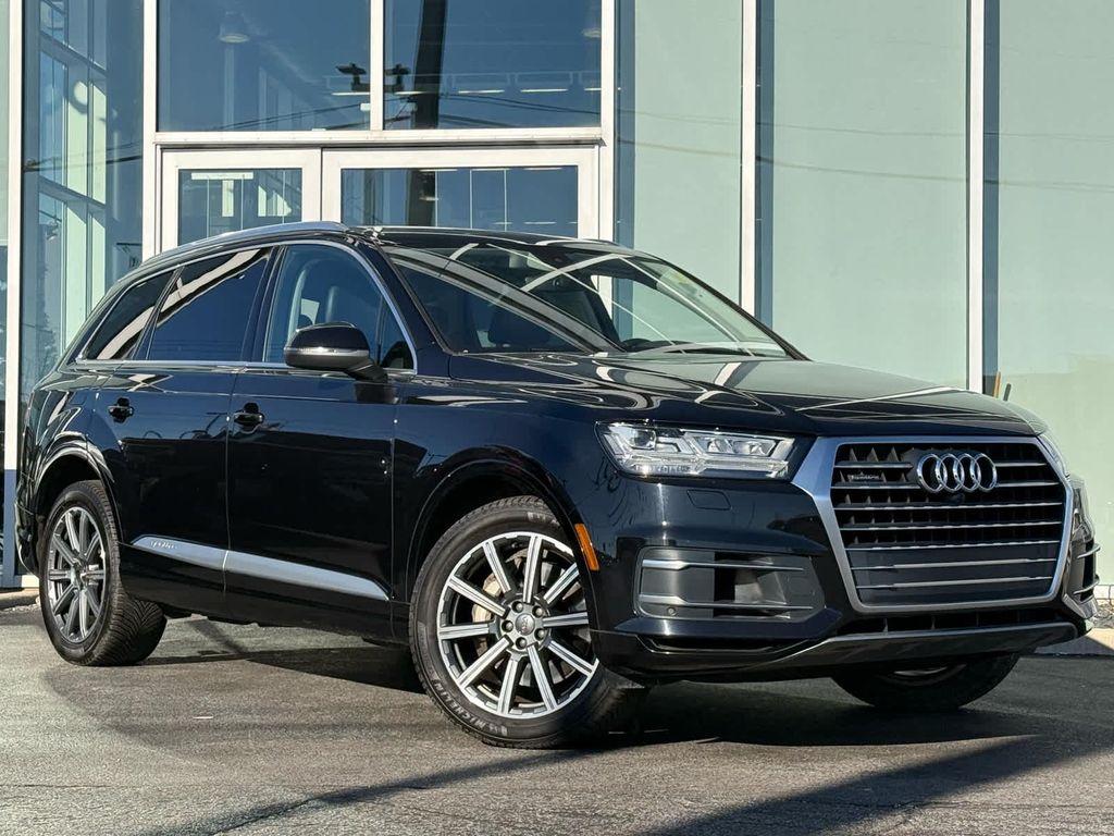 used 2019 Audi Q7 car, priced at $18,000
