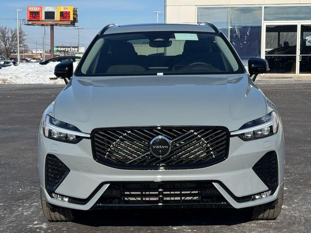 new 2026 Volvo XC60 car, priced at $58,015