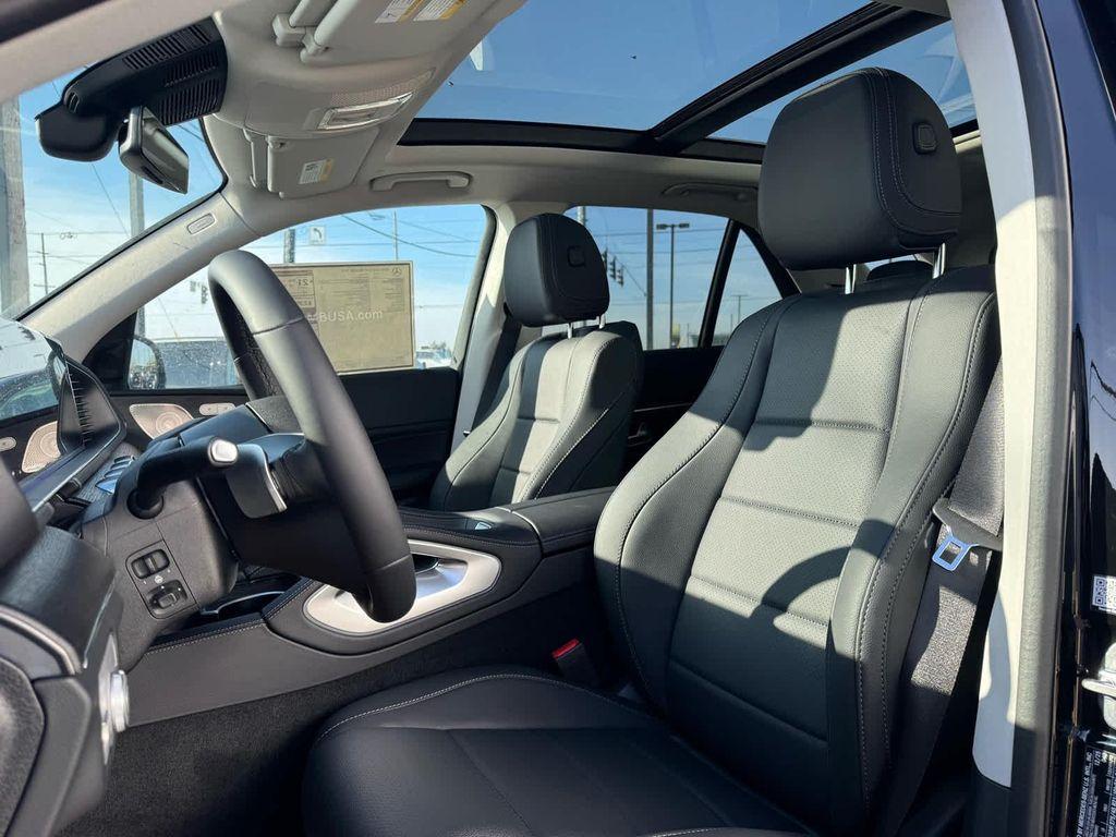 new 2026 Mercedes-Benz GLE 450 car, priced at $81,595