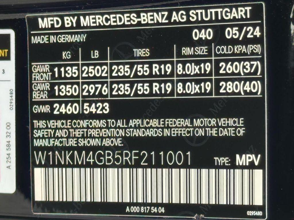 used 2024 Mercedes-Benz GLC 300 car, priced at $38,694