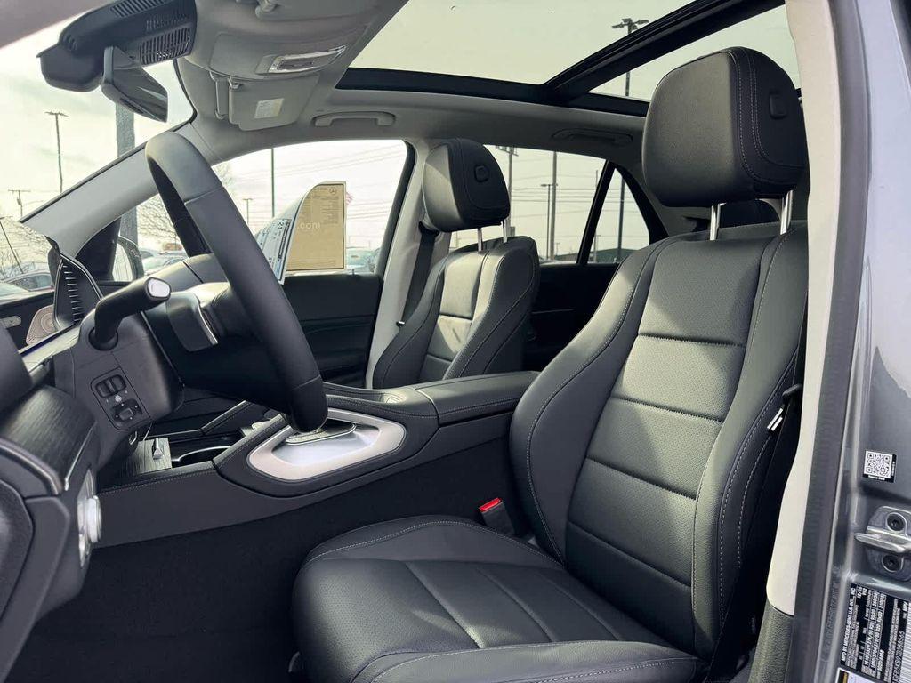new 2026 Mercedes-Benz GLE 450 car, priced at $78,730