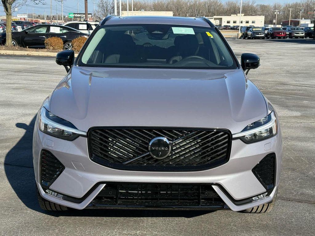 new 2026 Volvo XC60 car, priced at $58,105