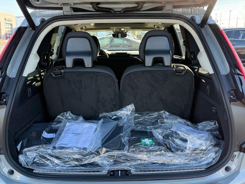 new 2026 Volvo XC90 Plug-In Hybrid car, priced at $78,925