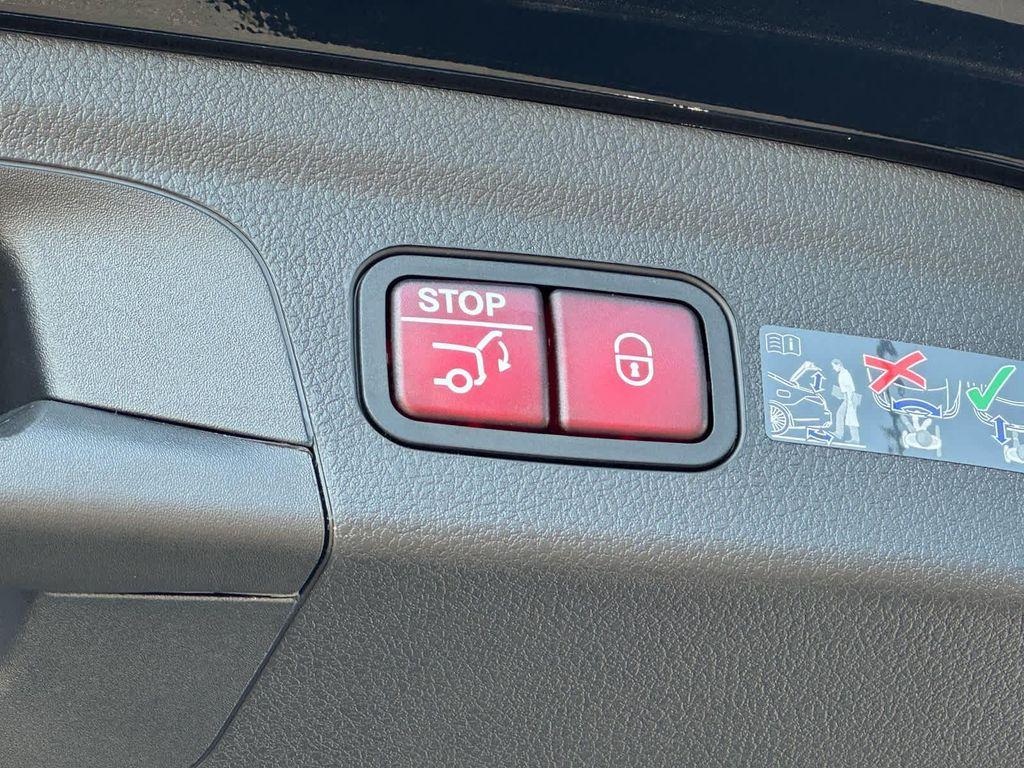 new 2026 Mercedes-Benz GLE 450 car, priced at $80,325