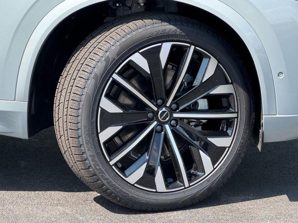 new 2026 Volvo XC90 car, priced at $71,825