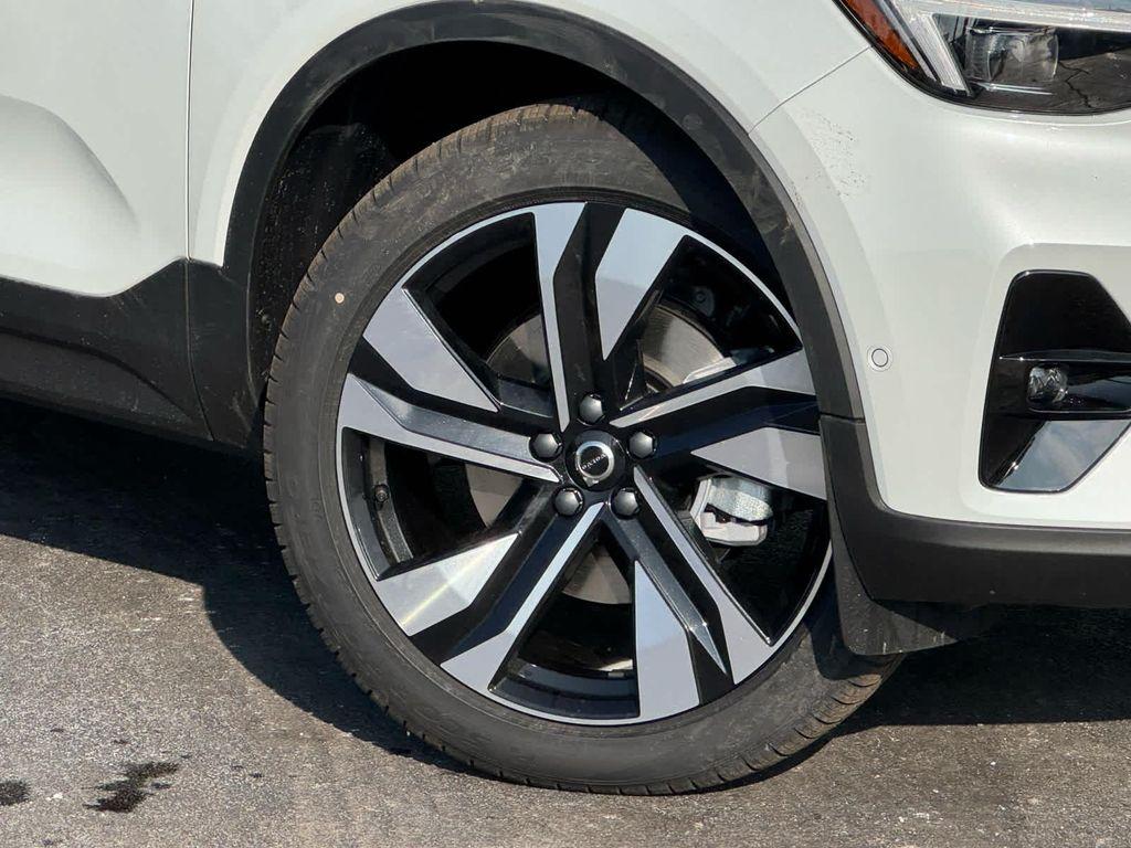 new 2026 Volvo XC40 car, priced at $53,975