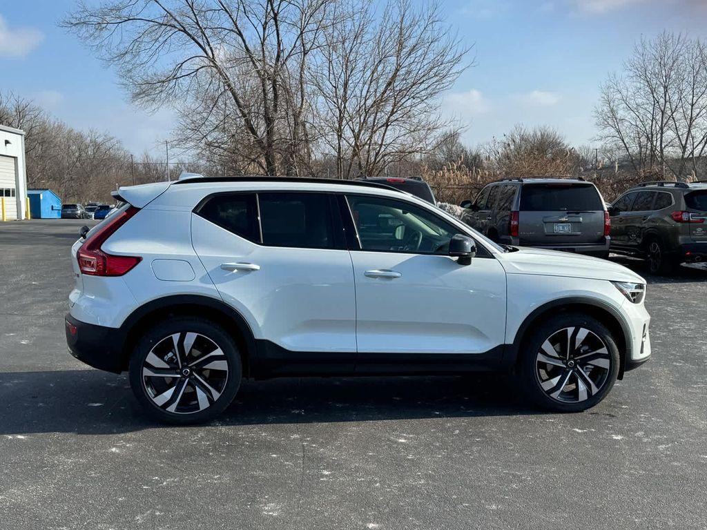 new 2026 Volvo XC40 car, priced at $53,975