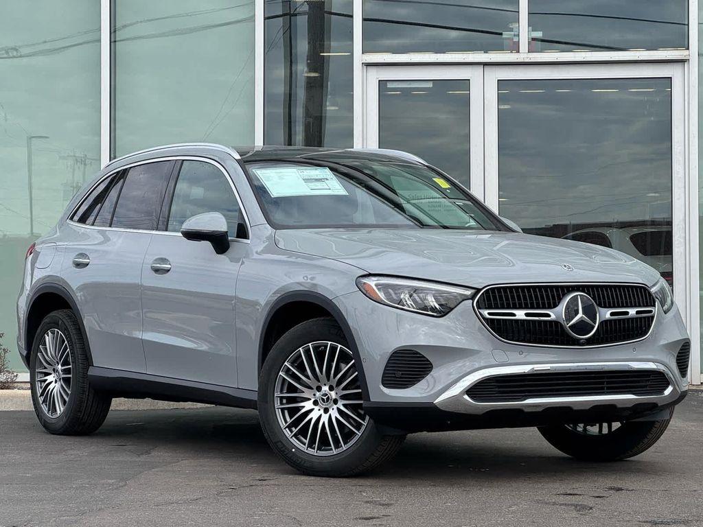 new 2026 Mercedes-Benz GLC 300 car, priced at $59,345