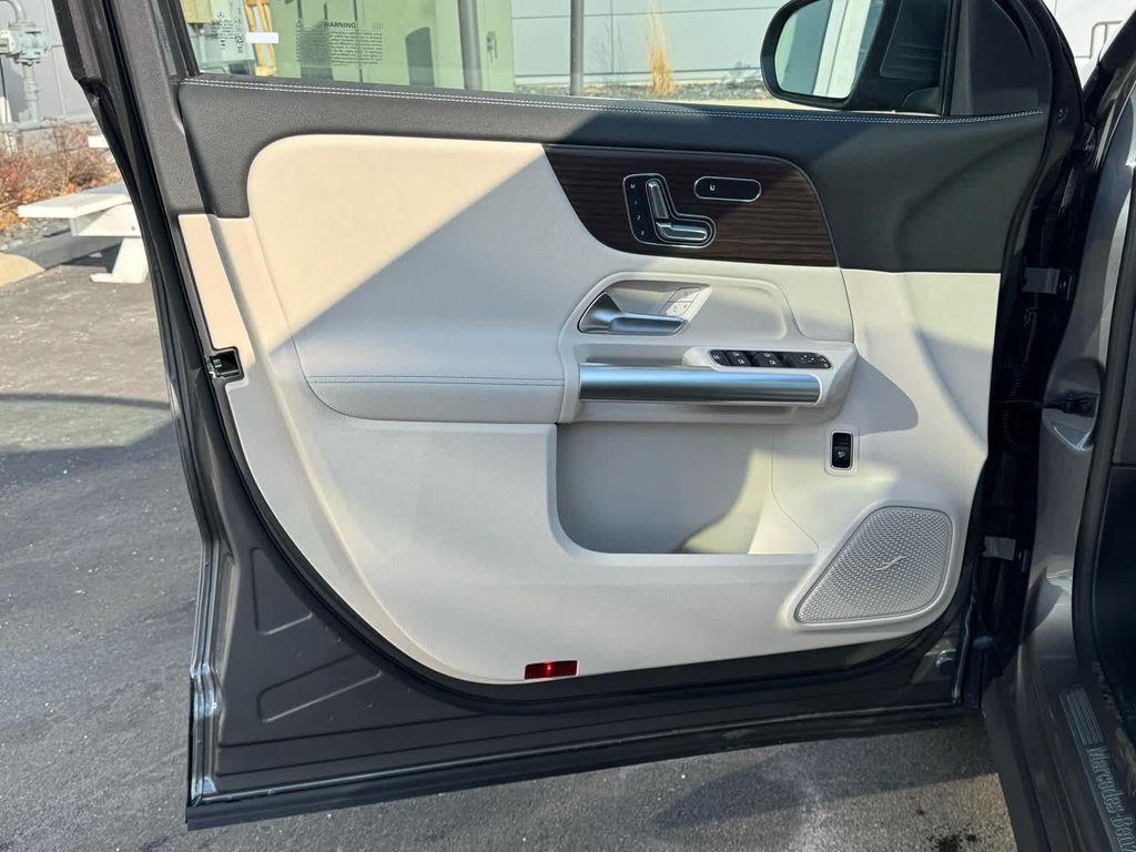 new 2026 Mercedes-Benz GLA 250 car, priced at $50,775