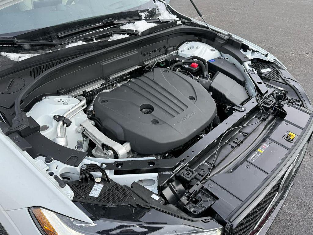 new 2026 Volvo XC60 car, priced at $69,210