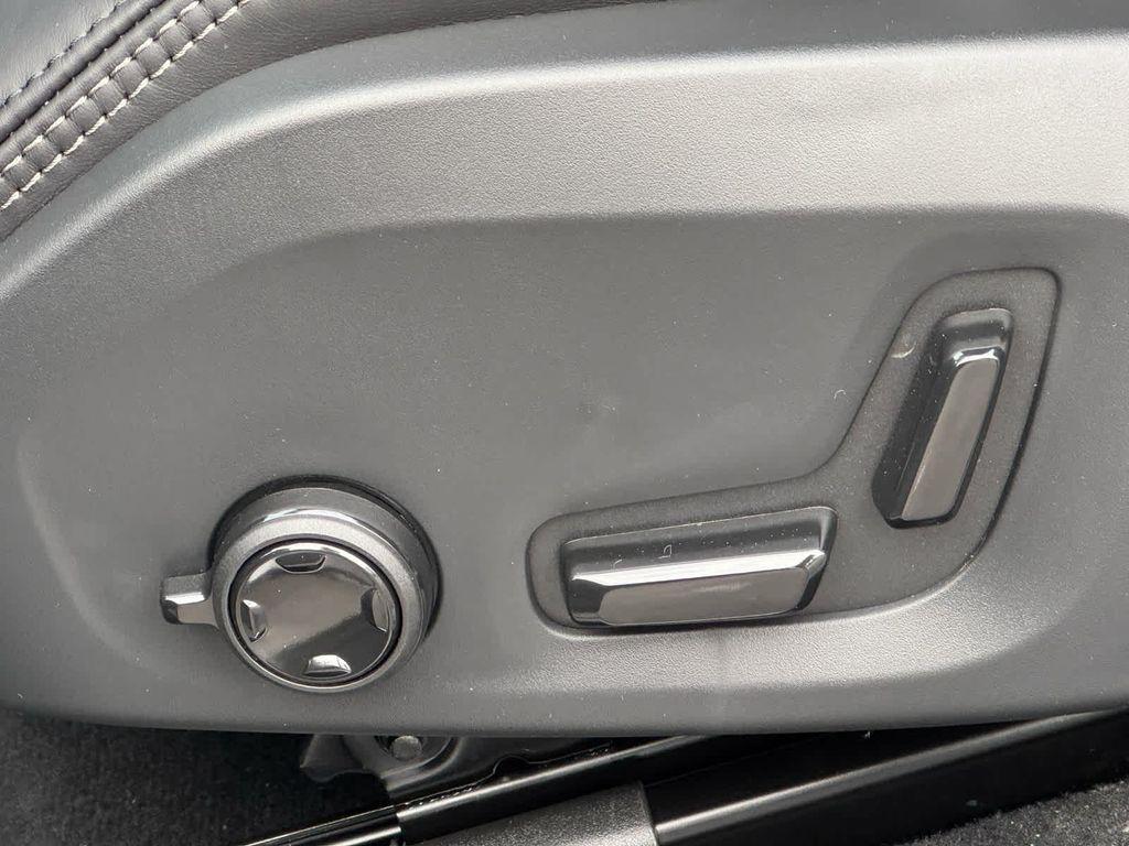 new 2026 Volvo XC60 car, priced at $63,965