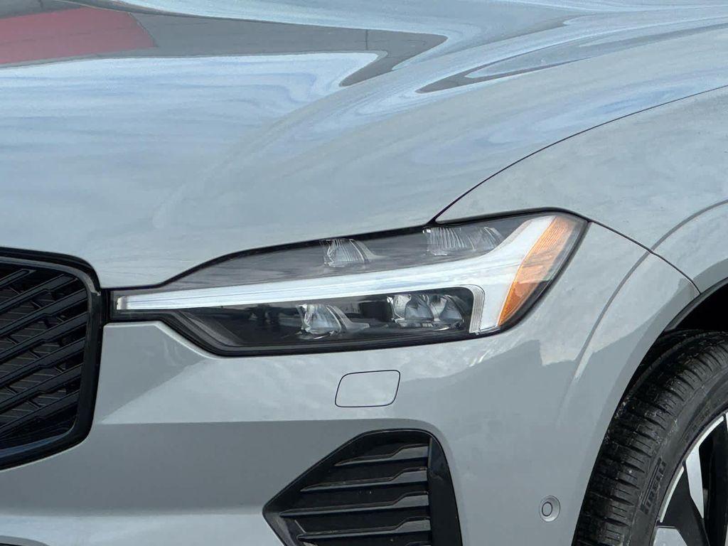 new 2026 Volvo XC60 car, priced at $63,965