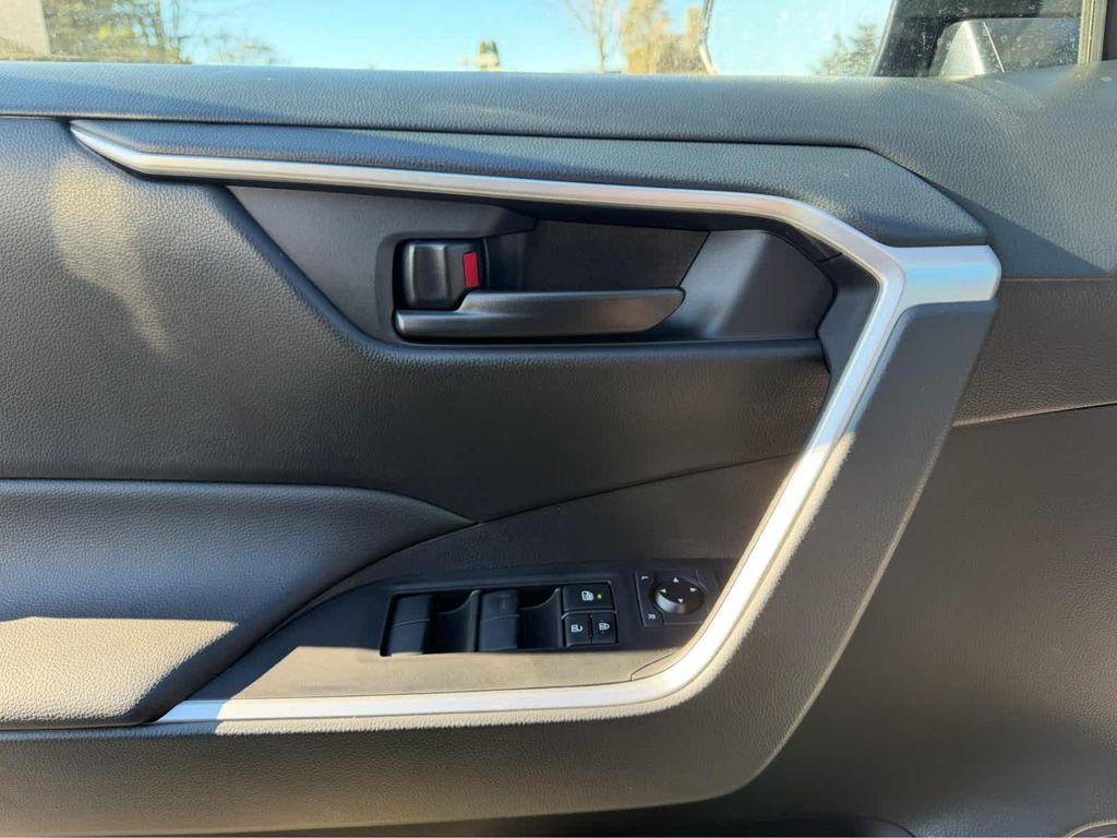 new 2025 Toyota RAV4 car, priced at $33,224