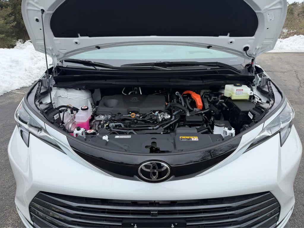 new 2026 Toyota Sienna car, priced at $62,394