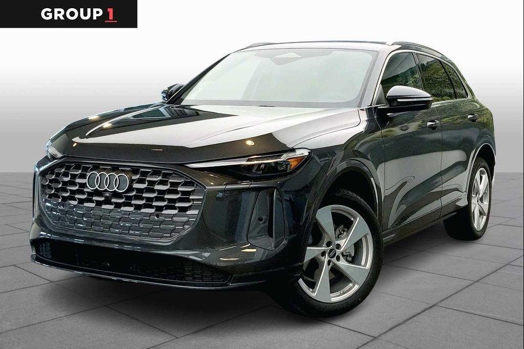 new 2025 Audi Q5 car, priced at $61,300