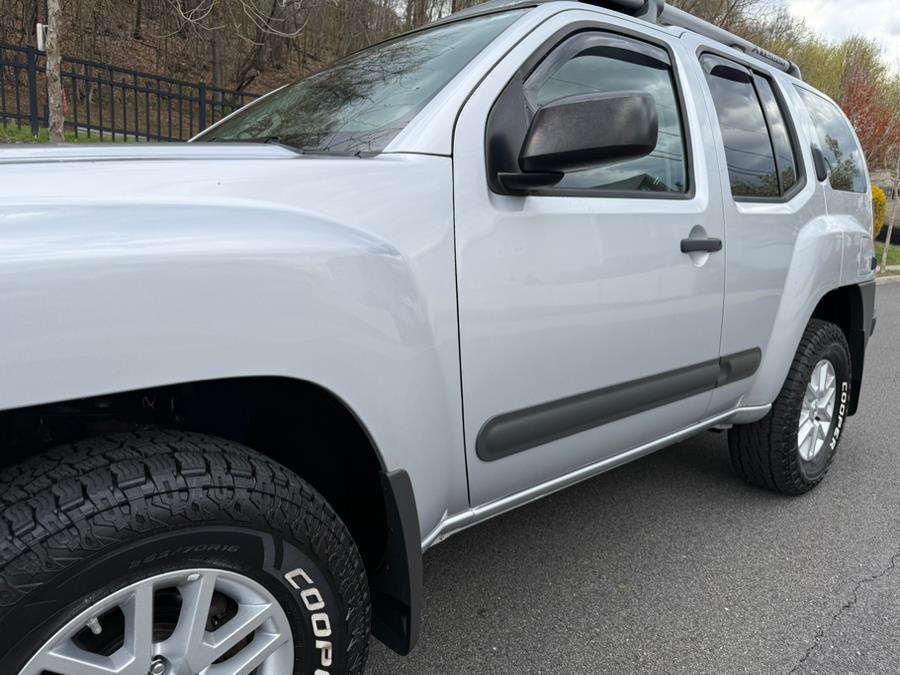 2015 Brilliant Silver Nissan Xterra