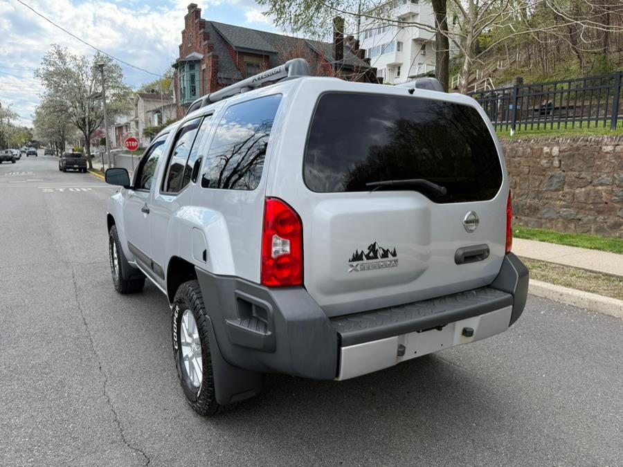 2015 Brilliant Silver Nissan Xterra