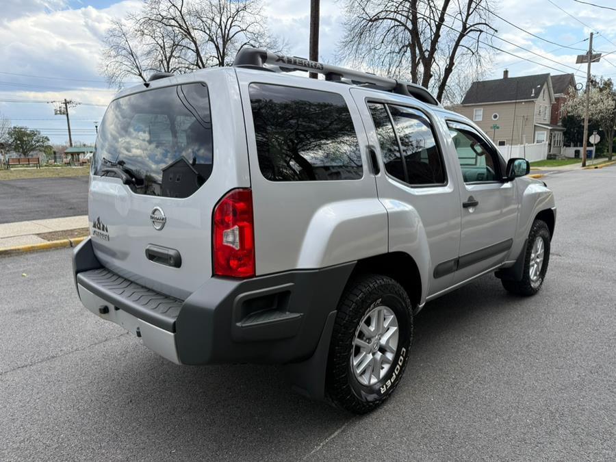 2015 Brilliant Silver Nissan Xterra