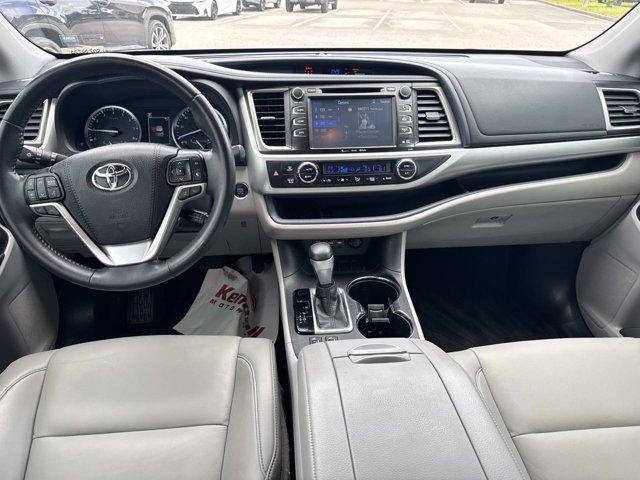 used 2019 Toyota Highlander car, priced at $19,990