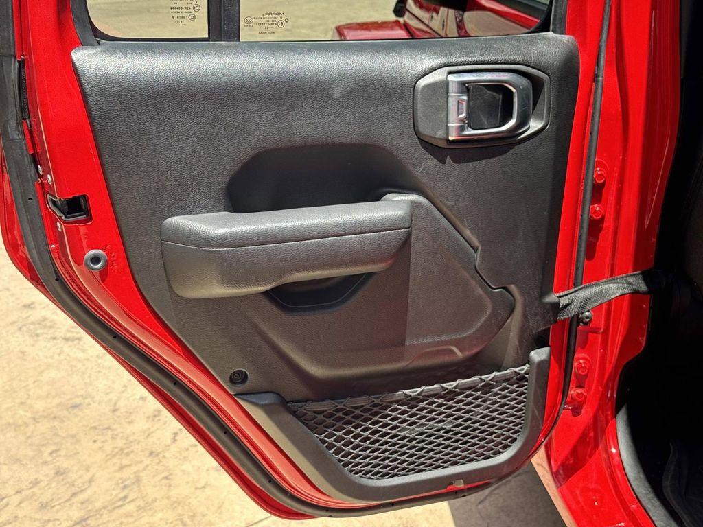 used 2024 Jeep Gladiator car, priced at $37,085