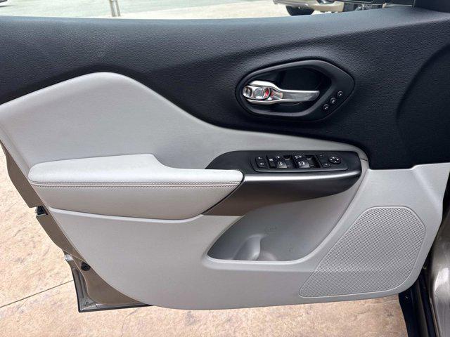used 2019 Jeep Cherokee car, priced at $15,350