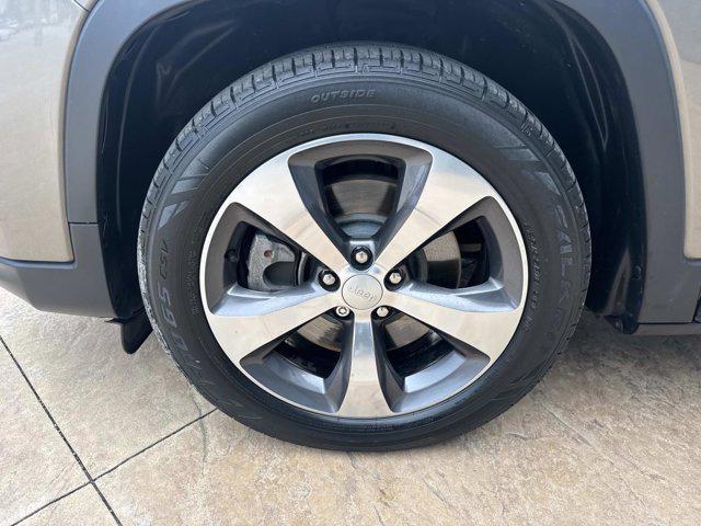 used 2019 Jeep Cherokee car, priced at $15,350