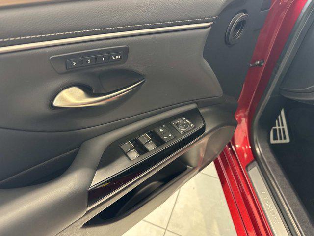 used 2023 Lexus ES 350 car, priced at $38,929