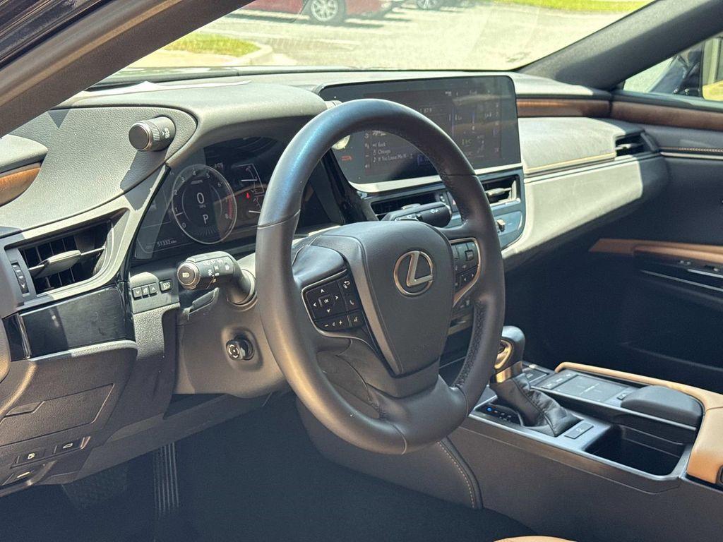 used 2022 Lexus ES 350 car, priced at $35,975