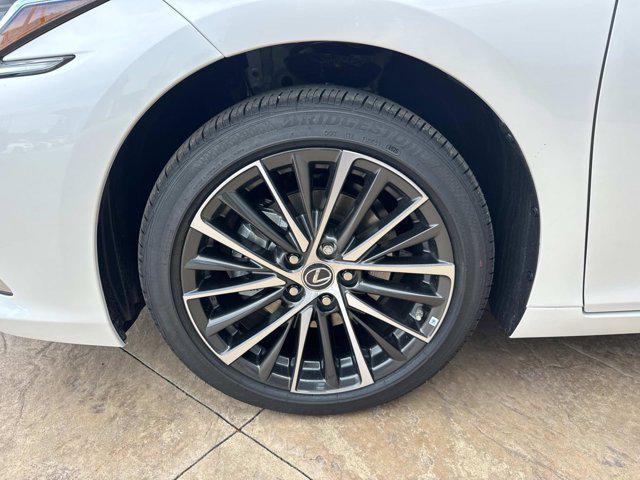 new 2025 Lexus ES 350 car, priced at $48,439