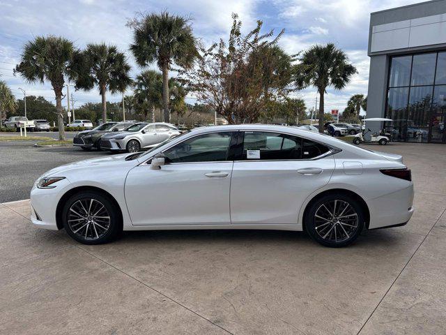 new 2025 Lexus ES 350 car, priced at $48,439