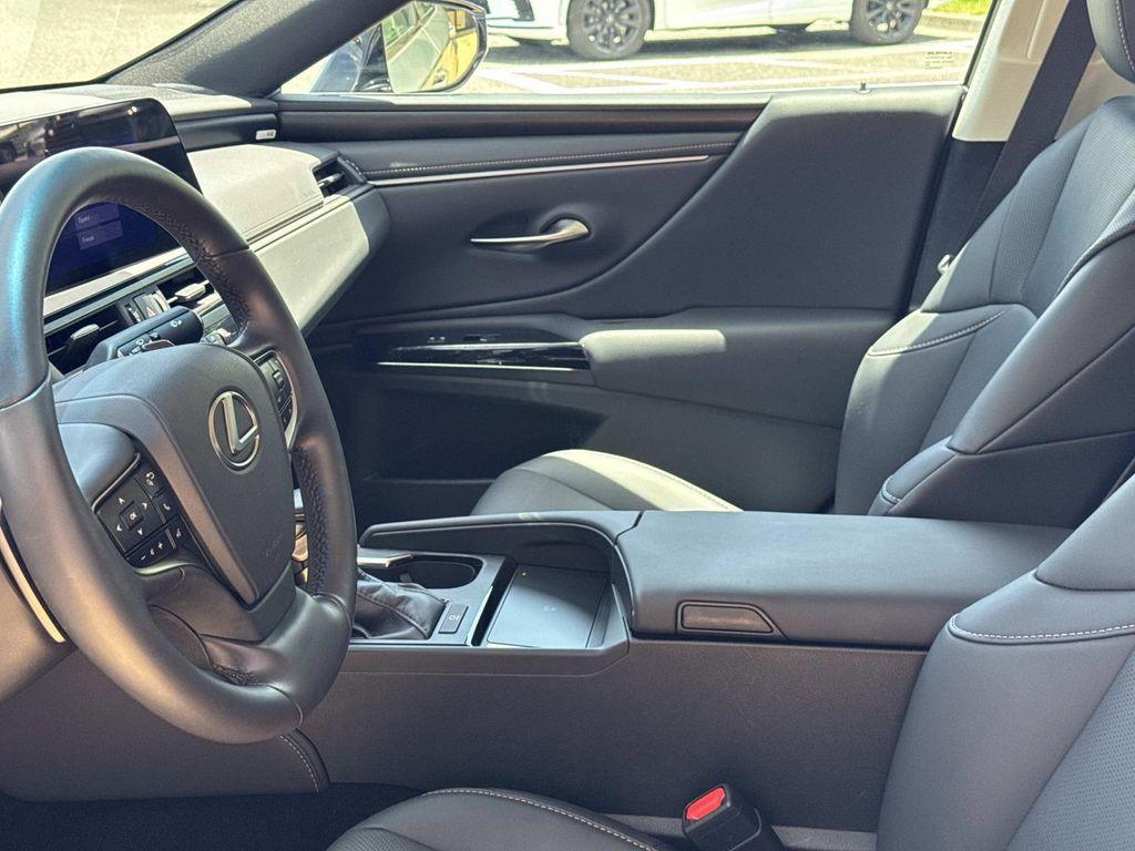 used 2025 Lexus ES 350 car, priced at $48,995