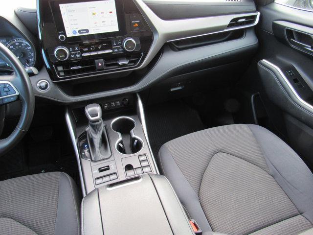 used 2023 Toyota Highlander car, priced at $34,000