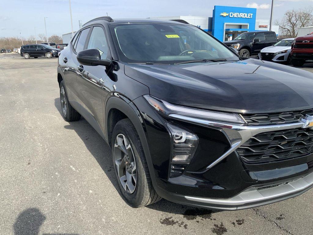 used 2025 Chevrolet Trax car, priced at $22,000