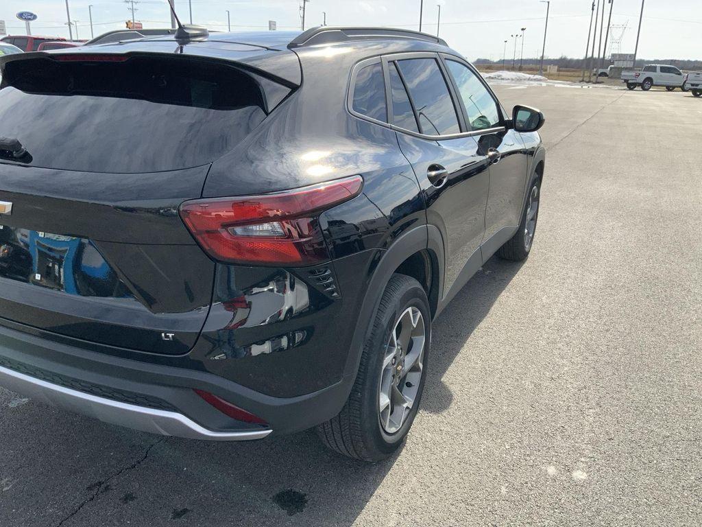 used 2025 Chevrolet Trax car, priced at $22,000