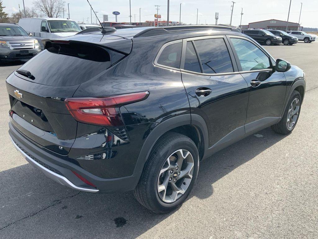 used 2025 Chevrolet Trax car, priced at $22,000